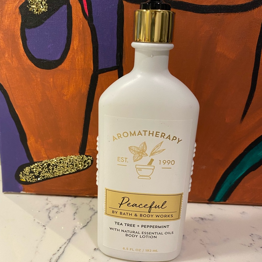 NWT Bath and Body Works Aromatherapy Peaceful Body Lotion